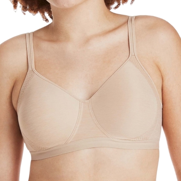 Hanes Intimates & Sleepwear Hanes Medium Nude Xtemp Comfort Criss